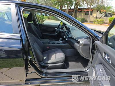 2025 Nissan Altima SV - zdjęcie 18 z 23 - miniatura