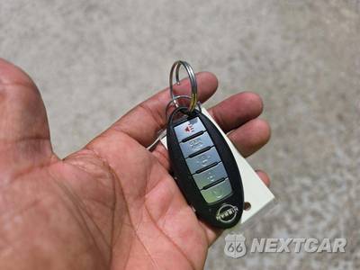2025 Nissan Altima SV - zdjęcie 8 z 23 - miniatura
