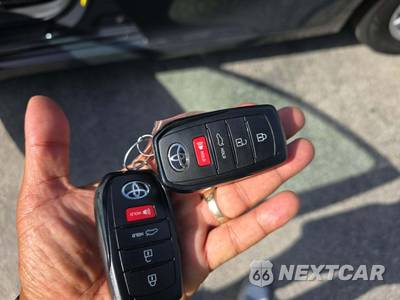 2026 Toyota Camry LE - zdjęcie 8 z 20 - miniatura