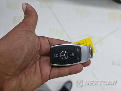 2021 Mercedes-Benz AMG C 43 4MATIC Convertible - zdjęcie 8 z 22 - miniatura