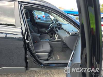 2024 Toyota Corolla Cross LE - zdjęcie 18 z 21 - miniatura
