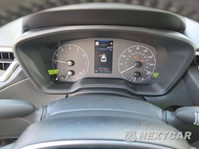 2024 Toyota Corolla Cross LE - zdjęcie 9 z 21 - miniatura