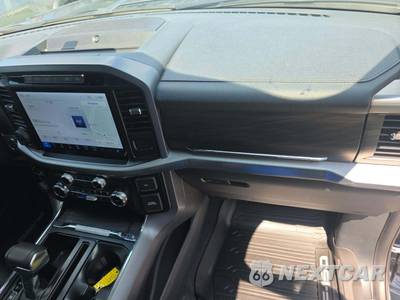 2024 Ford F-150 Lariat Crew Cab Short Bed - zdjęcie 19 z 21 - miniatura