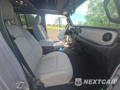 2023 Jeep Wrangler 4xe 4 Door Sahara High Altitude - zdjęcie 14 z 30 - miniatura