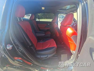 2024 Toyota Highlander XSE - zdjęcie 13 z 18 - miniatura