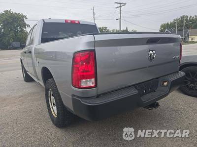 2021 Ram 1500 Classic Tradesman Extended Cab Medium Bed - zdjęcie 2 z 26 - miniatura
