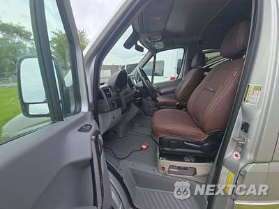 2016 Mercedes-Benz Sprinter 2500 Cargo Van Standard Roof 144.3" WB - zdjęcie 6 z 18 - miniatura