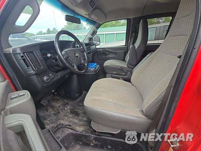 2020 Chevrolet Express 3500 Passenger Van LS 1LS 155.1" WB - zdjęcie 5 z 29 - miniatura