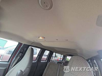 2020 Chevrolet Express 3500 Passenger Van LS 1LS 155.1" WB - zdjęcie 10 z 29 - miniatura