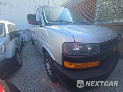 2019 Chevrolet Express 3500 Passenger Van LS 1LS 155.0" WB - zdjęcie 4 z 25 - miniatura