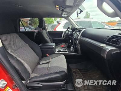 2016 Toyota 4Runner SR5 - zdjęcie 18 z 21 - miniatura