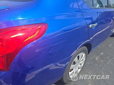 2015 Nissan Versa SV - zdjęcie 31 z 39 - miniatura