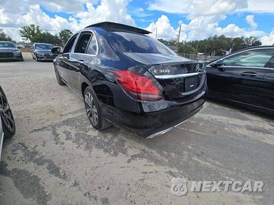 2021 Mercedes-Benz C 300 4MATIC Sedan - zdjęcie 2 z 20 - miniatura
