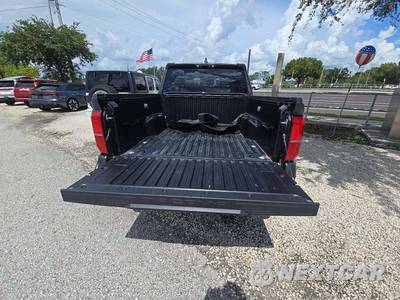 2025 Toyota Tacoma SR5 Crew Cab Medium Bed - zdjęcie 14 z 21 - miniatura