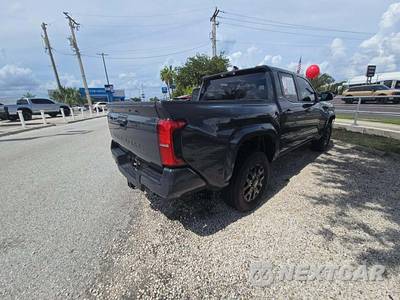 2025 Toyota Tacoma SR5 Crew Cab Medium Bed - zdjęcie 3 z 21 - miniatura
