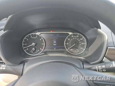 2025 Nissan Altima SV - zdjęcie 9 z 22 - miniatura