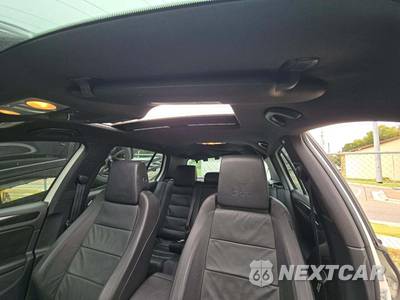 2011 Volkswagen GTI w/Sunroof - zdjęcie 11 z 21 - miniatura