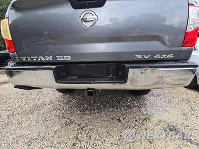 2018 Nissan TITAN XD SV Crew Cab Medium Bed - zdjęcie 22 z 23 - miniatura