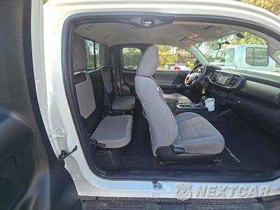 2017 Toyota Tacoma SR Extended Cab Long Bed w/Rear Doors - zdjęcie 16 z 21 - miniatura