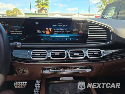 2025 Mercedes-Benz AMG GLE 53 4MATIC+ - zdjęcie 10 z 20 - miniatura