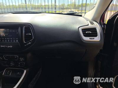 2018 Jeep Compass Latitude - zdjęcie 19 z 22 - miniatura