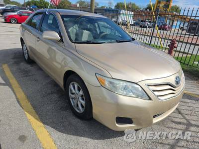 2011 Toyota Camry LE - zdjęcie 4 z 22 - miniatura