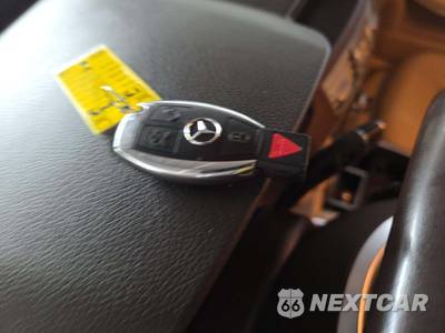 2015 Mercedes-Benz E 350 Sedan - zdjęcie 8 z 22 - miniatura