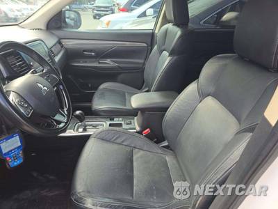 2019 Mitsubishi Outlander SEL - zdjęcie 6 z 24 - miniatura