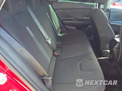 2022 Hyundai Elantra SEL - zdjęcie 16 z 22 - miniatura