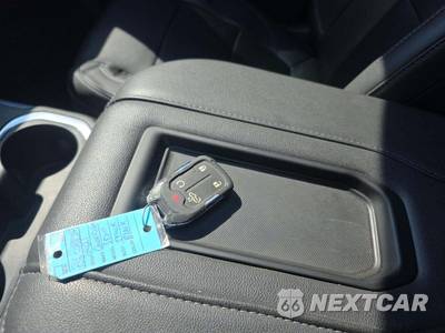 2021 Chevrolet Silverado 3500HD LTZ Crew Cab Medium Bed 1LZ - zdjęcie 8 z 23 - miniatura