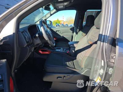 2026 Nissan Frontier PRO-4X Crew Cab Medium Bed - zdjęcie 6 z 21 - miniatura
