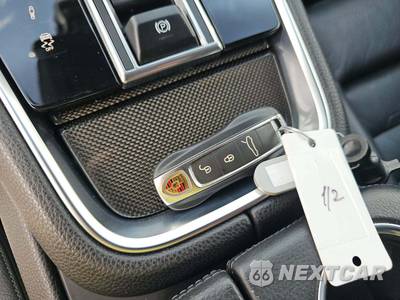 2017 Porsche Panamera 4S - zdjęcie 8 z 26 - miniatura