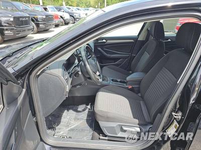 2024 Volkswagen Jetta S - zdjęcie 6 z 35 - miniatura