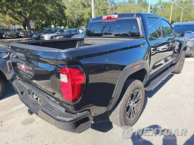 2024 GMC Canyon AT4 Crew Cab Medium Bed 4SG - zdjęcie 3 z 25 - miniatura