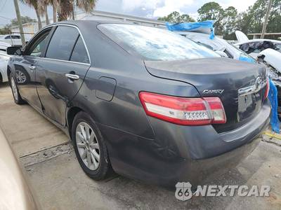 2010 Toyota Camry XLE - zdjęcie 2 z 24 - miniatura