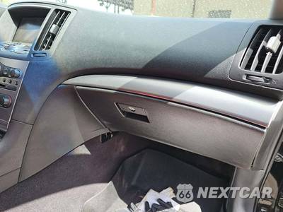 2013 INFINITI Journey - zdjęcie 19 z 25 - miniatura