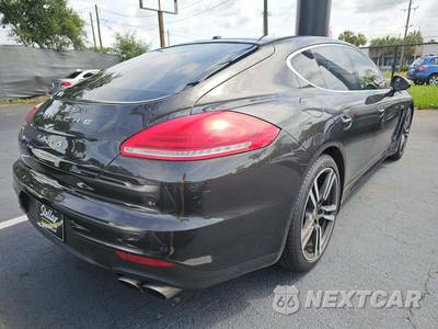 2015 Porsche Panamera 4S - zdjęcie 3 z 38 - miniatura