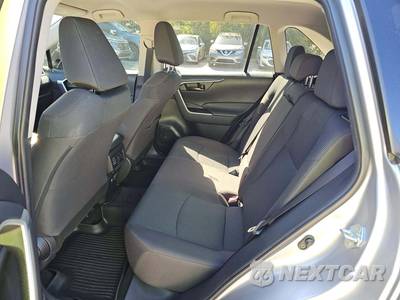 2024 Toyota RAV4 LE - zdjęcie 13 z 24 - miniatura