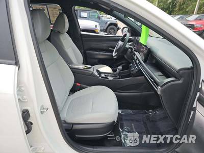 2025 Hyundai Santa Cruz SE Crew Cab Short Bed - zdjęcie 18 z 32 - miniatura