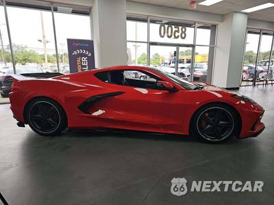 2020 Chevrolet Corvette Stingray Coupe 2LT - zdjęcie 4 z 24 - miniatura