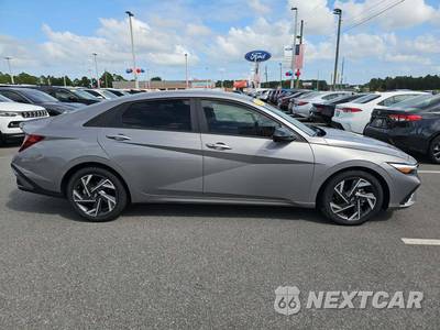 2025 Hyundai Elantra SEL Sport - zdjęcie 4 z 34 - miniatura
