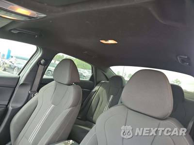 2025 Hyundai Elantra SEL Sport - zdjęcie 11 z 34 - miniatura