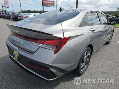 2025 Hyundai Elantra SEL Sport - zdjęcie 3 z 34 - miniatura