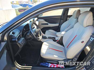 2020 Hyundai Veloster Turbo Ultimate - zdjęcie 6 z 28 - miniatura