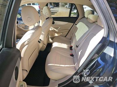 2022 Mercedes-Benz GLC 300 - zdjęcie 13 z 27 - miniatura