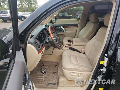 2013 Toyota Land Cruiser - zdjęcie 6 z 24 - miniatura
