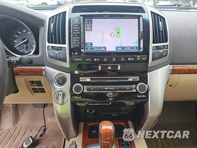 2013 Toyota Land Cruiser - zdjęcie 10 z 24 - miniatura