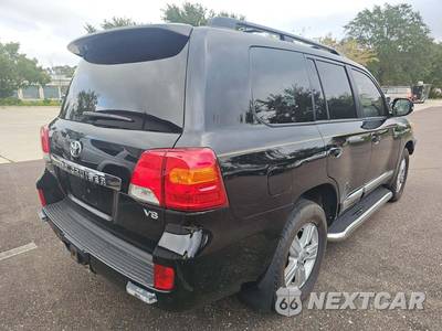 2013 Toyota Land Cruiser - zdjęcie 3 z 24 - miniatura