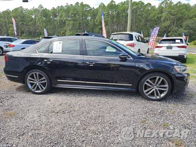 2019 Volkswagen Passat SE R-Line - zdjęcie 4 z 38 - miniatura