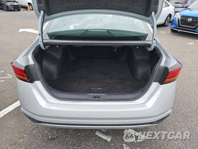 2025 Nissan Altima SV - zdjęcie 14 z 31 - miniatura